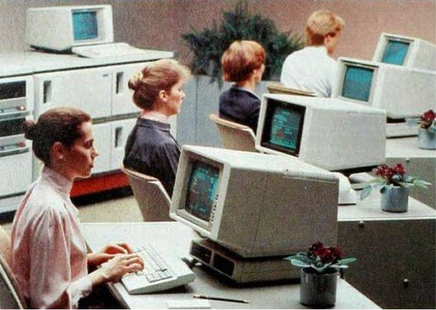 people_on_smart_phones