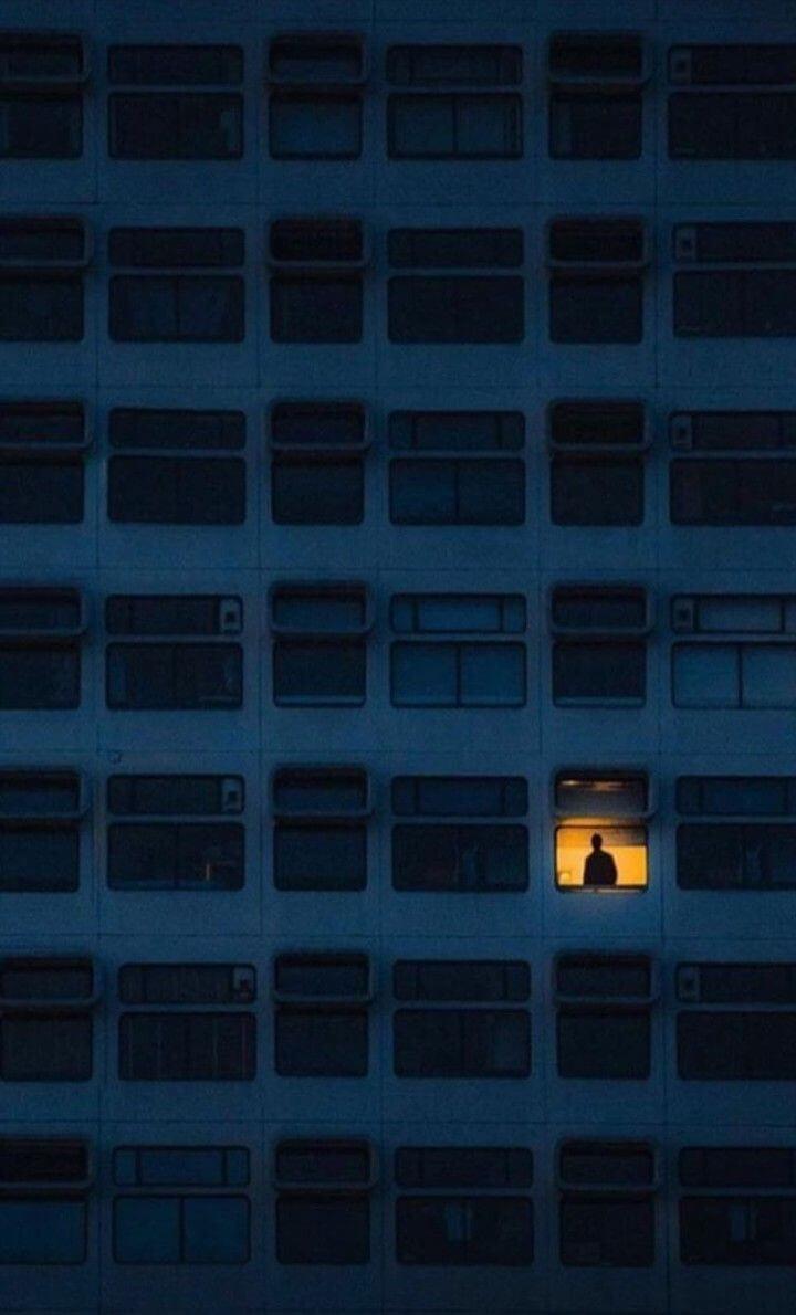 people_gathering_at_church